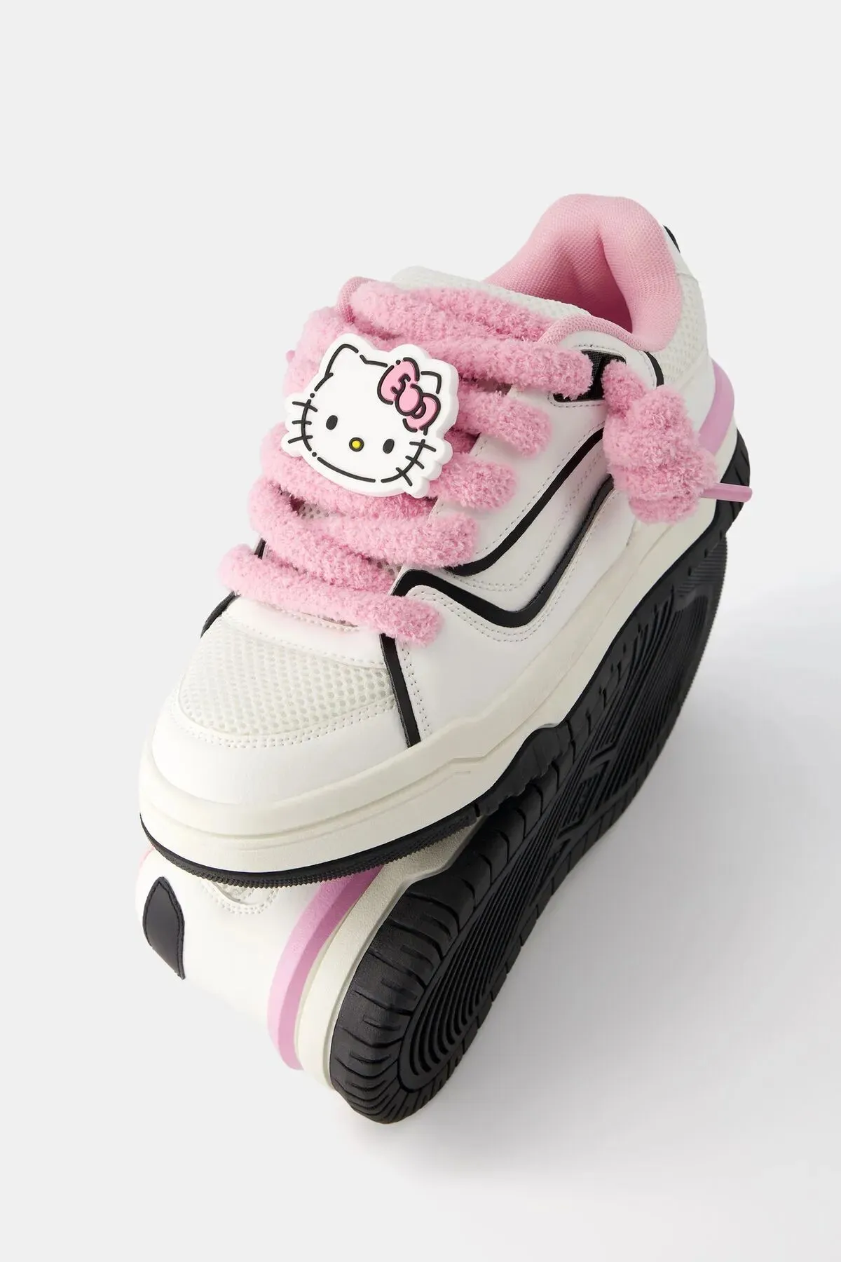 Bershka Women's Hello Kitty Sneakers