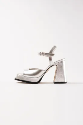 GRACIA - Silver Leather Platform Sandals